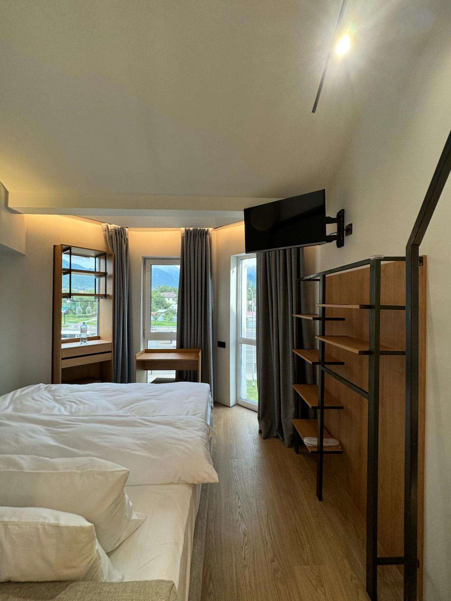 Mosh Mosh Boutique Hotel Almaty Exterior foto